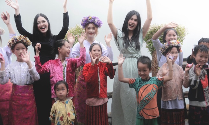 Ca sĩ Phúc Anh kể kỷ niệm khó quên khi quay MV cùng trẻ em vùng cao