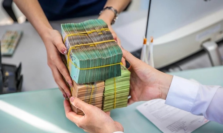 'Để mỗi tổ chức tăng trưởng tín dụng vài chục phần trăm sẽ có rủi ro'