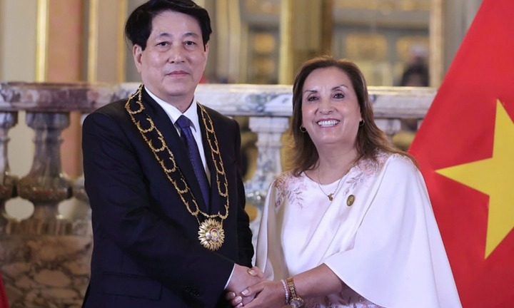 Chủ tịch nước Lương Cường nhận Huân chương 'Mặt trời Peru'