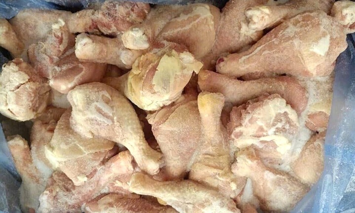 Phát hiện 300kg đùi gà đông lạnh không rõ nguồn gốc, xuất xứ