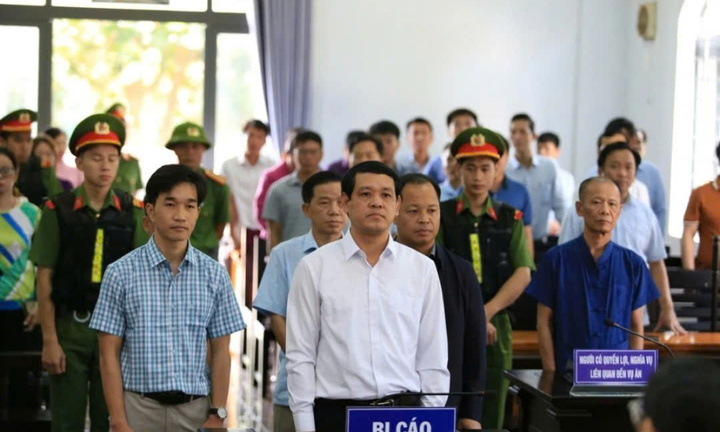 Cựu Giám đốc Sở Xây dựng Đắk Nông lĩnh án 30 tháng tù giam