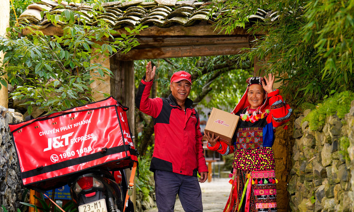 'Săn sale' cuối năm: Làn sóng mua sắm online và bài toán logistic mùa cao điểm