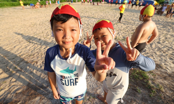 Giải BIM Group IRONMAN 70.3 Phu Quoc đào tạo kỹ năng an toàn nước cho học sinh