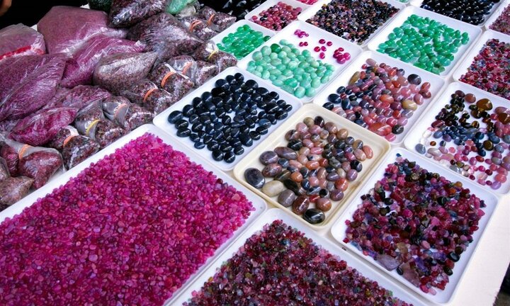 Thủ phủ đá quý của Việt Nam thuộc tỉnh nào?