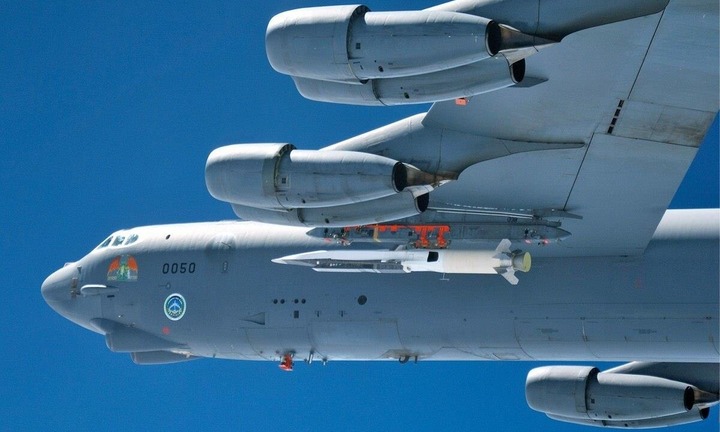 Liên minh AUKUS phát triển vũ khí siêu thanh