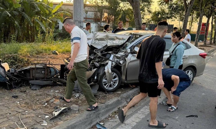 Vây bắt kẻ trộm ô tô rồi bỏ chạy, tông trúng người đi đường ở Hà Nội