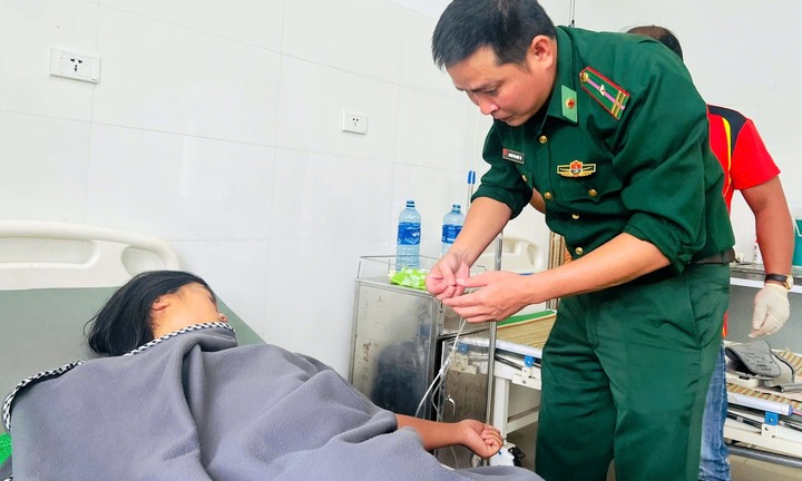 Cứu sống người phụ nữ ở Quảng Nam ăn lá ngón tự tử