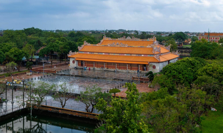 Choáng ngợp diện mạo mới nơi 13 vua triều Nguyễn đăng quang