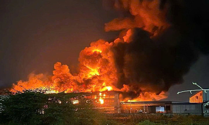 Cháy nhà xưởng trong khu công nghiệp tại Hải Phòng, nhiều tài sản bị thiêu rụi