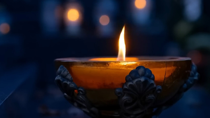 Bí ẩn ngọn đèn nghìn năm không tắt trong các ngôi mộ cổ