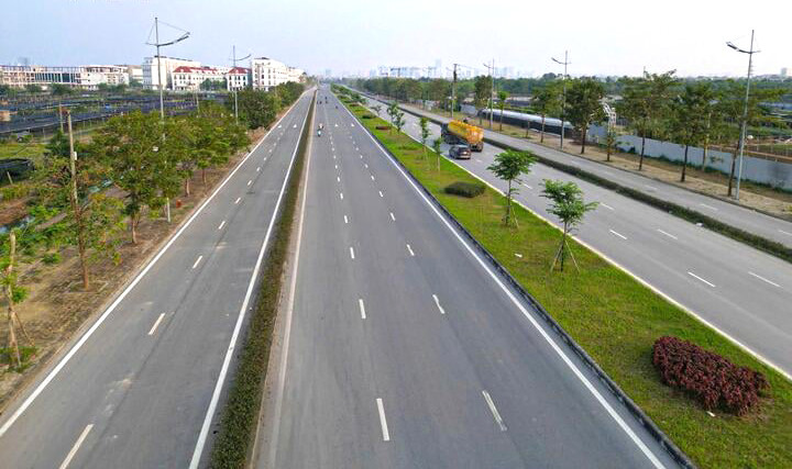 Ngắm tuyến đường 10 làn xe nối Tây Hồ với Sơn Tây từ trên cao