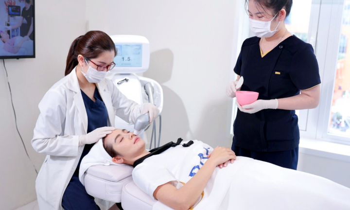 Thăng hạng nhan sắc cùng Thẩm mỹ Quốc tế Bally