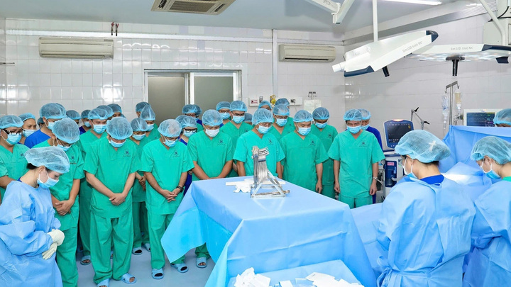 Trắng đêm chạy đua ghép tạng cứu 7 người từ Bắc vào Nam 