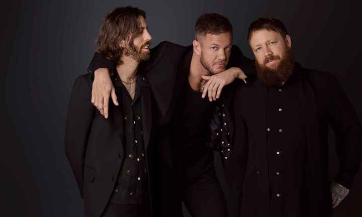 Ban nhạc rock huyền thoại Imagine Dragons biểu diễn tại đêm trao giải VinFuture