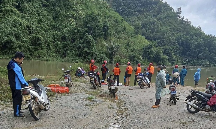 Tìm thấy thi thể cháu bé 2 tuổi sau 1 tuần mất tích