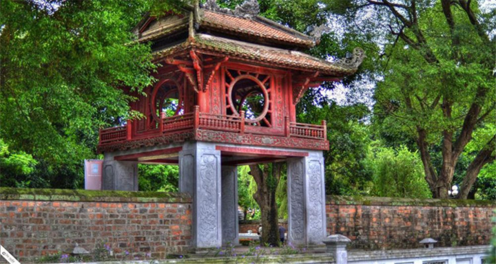 Trường đại học đầu tiên của Việt Nam do ai làm hiệu trưởng?