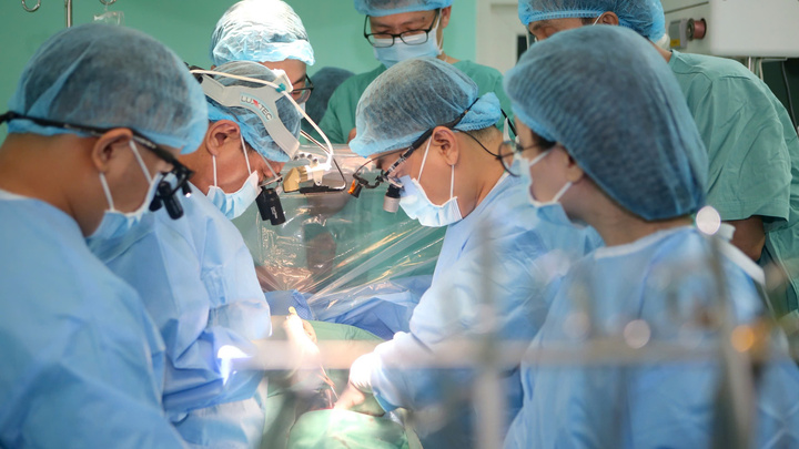 Trái tim chàng trai chết não đập trong lồng ngực thanh niên 23 tuổi ở Huế