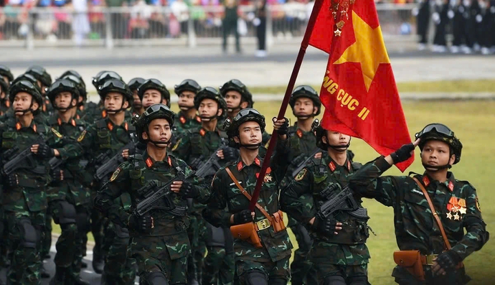 Xây dựng quân đội vững mạnh nhưng không tạo gánh nặng cho nền kinh tế