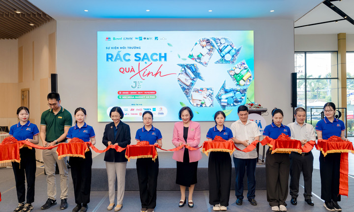 MM Mega Market tổ chức ngày môi trường ‘Rác sạch Quà xinh’