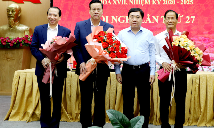 Chủ tịch UBND tỉnh Hà Giang Nguyễn Văn Sơn nghỉ hưu trước tuổi