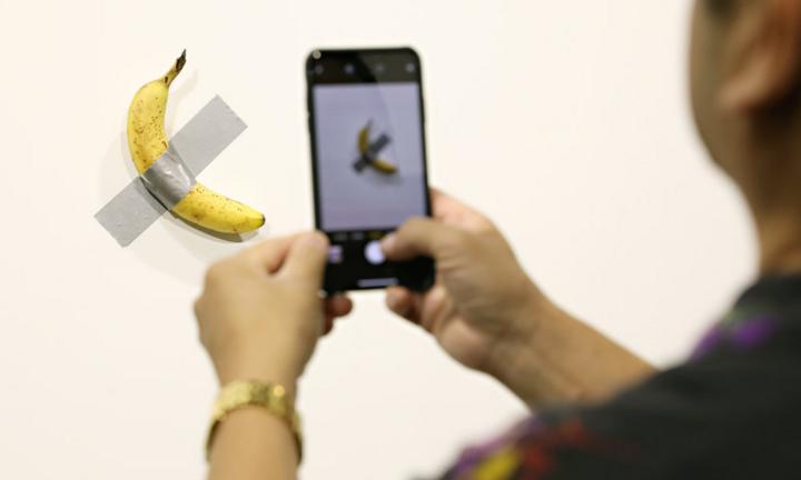 Tác phẩm chuối dán tường trị giá 6,2 triệu USD đã được 'đánh chén'