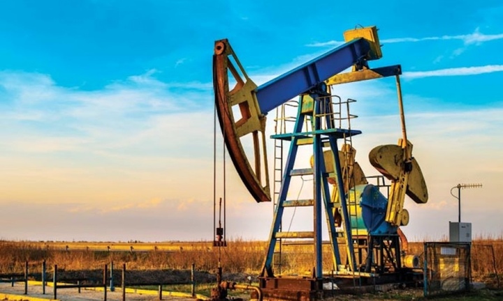 Giá xăng dầu hôm nay 14/6: Giá dầu thế giới đồng loạt đi xuống