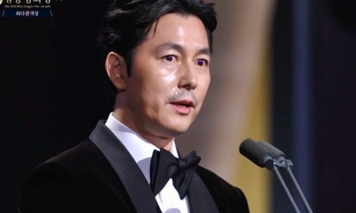 Sao Hàn 30/11: Jung Woo Sung xin lỗi về scandal, Lisa gây ngán ngẩm