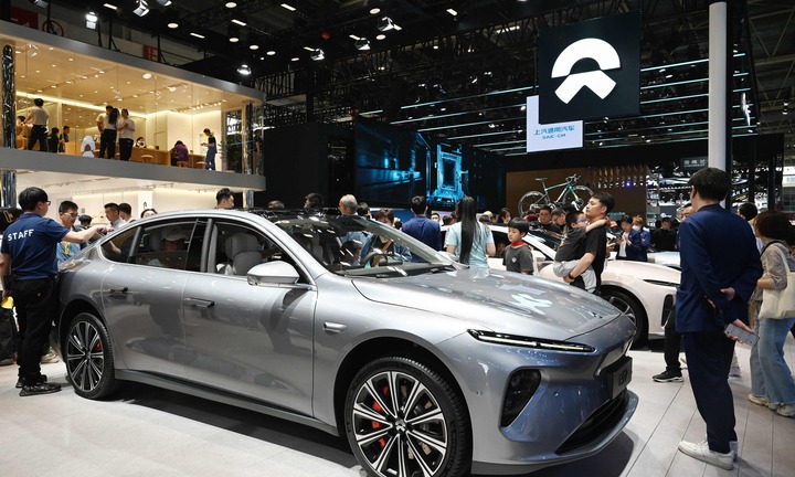 Đổi xe cũ, lên đời xe điện tại các nước trên thế giới