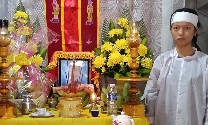 Bà và bố lần lượt qua đời, nữ sinh lớp 12 nguy cơ bỏ dở ước mơ vào đại học