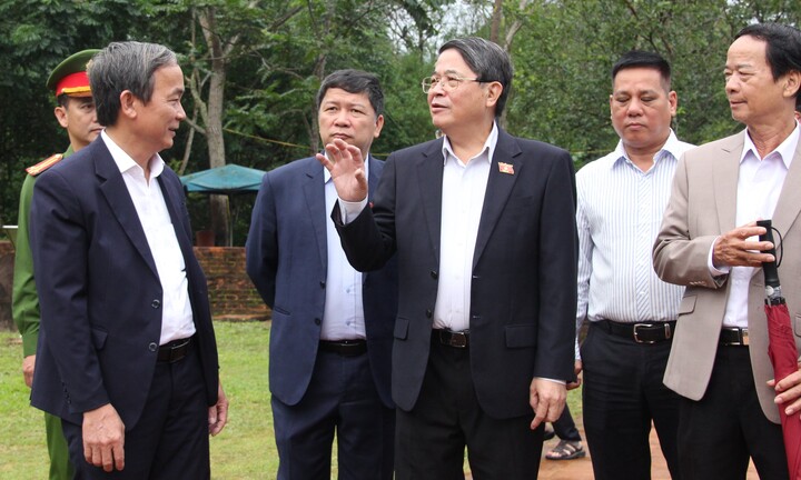 Phó Chủ tịch Quốc hội Nguyễn Đức Hải khảo sát khu đền tháp Mỹ Sơn
