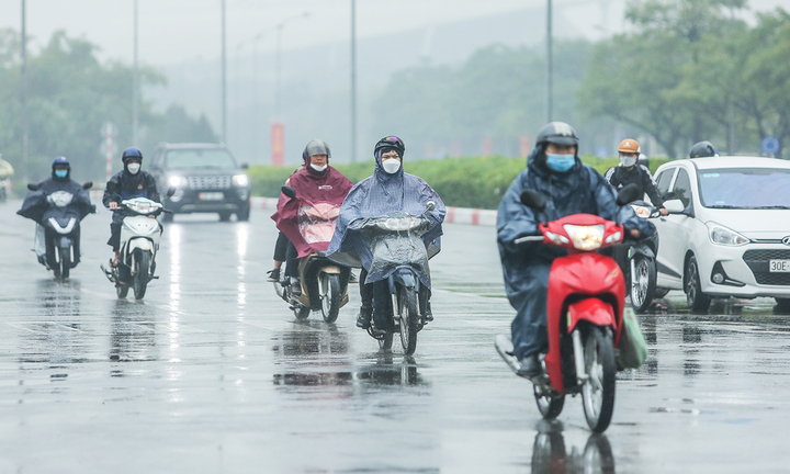 Dự báo thời tiết ngày 5/12: Bắc và Trung Bộ nhiều nơi hứng mưa