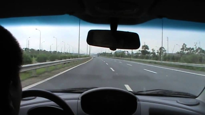 Những lỗi tài xế hay mắc trên đường cao tốc