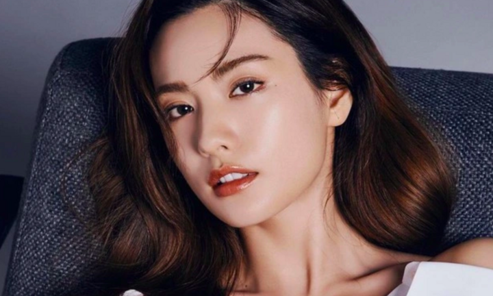 Sao Hàn 6/12: Sao nữ bị 100 đoàn phim từ chối vì quá đẹp, Lee Min Ho tái xuất