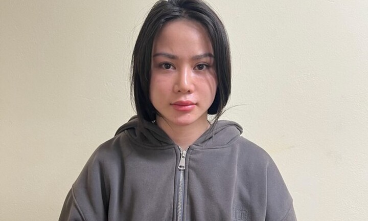 Cô gái trẻ đi ăn bún, tiện tay trộm điện thoại iPhone 14 ProMax