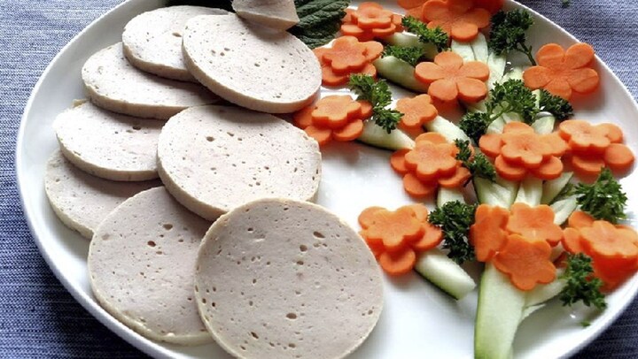 Cách nhận biết giò chả ngon làm từ loại thịt chuẩn