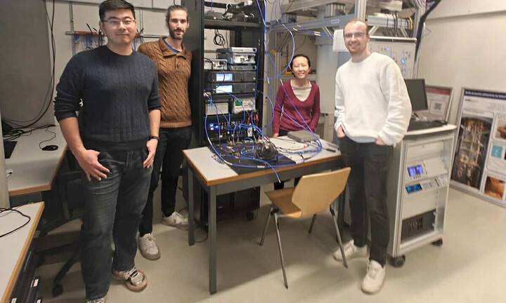 Thiên tài Vật lý làm dậy sóng nền khoa học thế giới