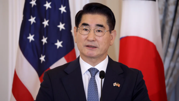 Cựu Bộ trưởng Quốc phòng Hàn Quốc tự tử bất thành trong trại giam