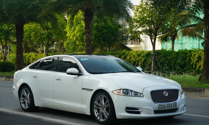 Bảng giá ô tô Jaguar mới nhất tháng 12/2024