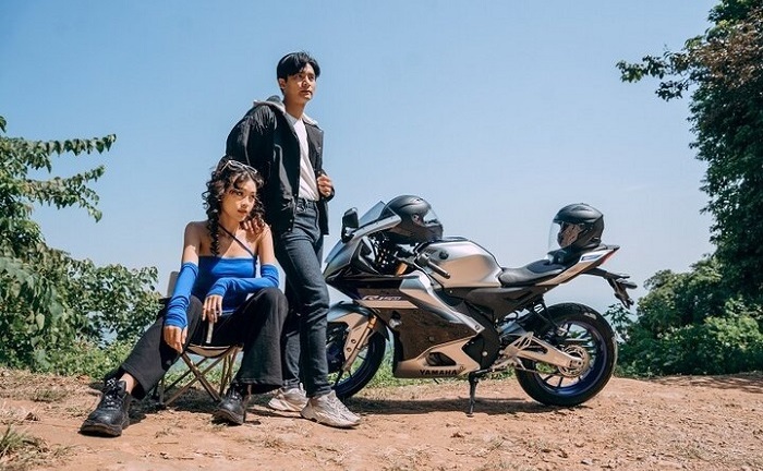 Bảng giá xe Yamaha YZF-R15 mới nhất tháng 12/2024