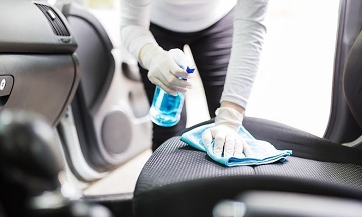 Gợi ý cách làm sạch ghế da ô tô tại nhà