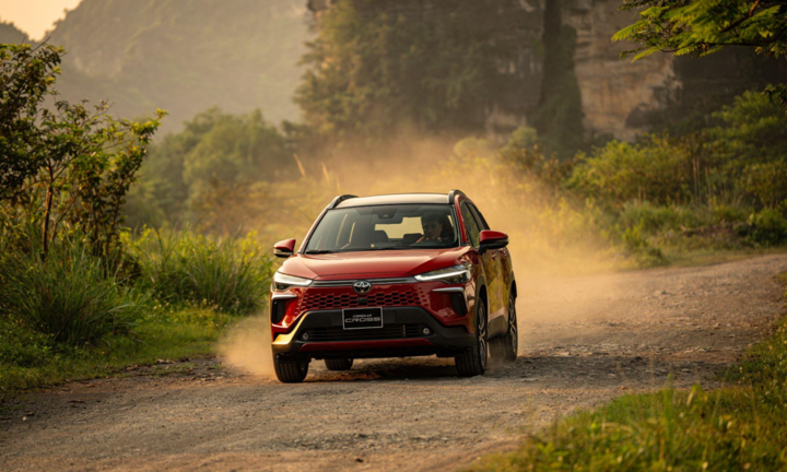 Gần 58.000 xe Toyota bán ra thị trường trong 11 tháng qua