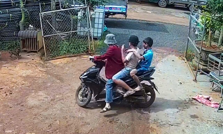 Công an Đắk Lắk thông tin về clip nhóm học sinh bị thương vừa chạy vừa la hét