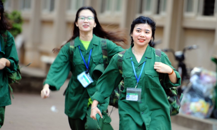 Sinh viên có bắt buộc phải học quân sự?