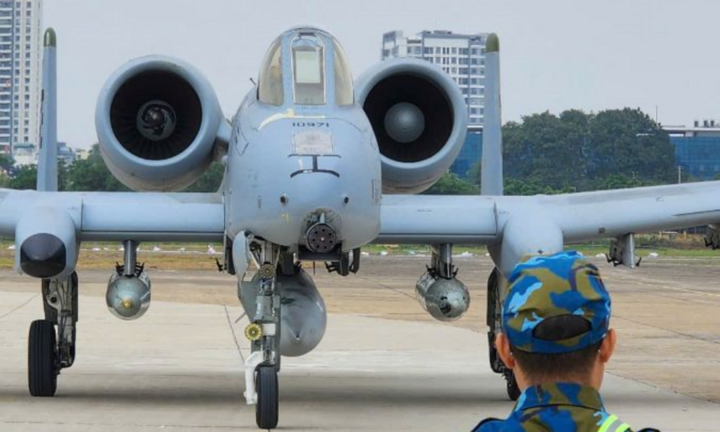 Cường kích mạnh bậc nhất thế giới A-10 Thunderbolt II đến Việt Nam