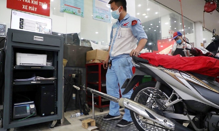 Dân lo ùn tắc, tốn kém khi kiểm định khí thải xe máy, Cục Đăng kiểm trấn an