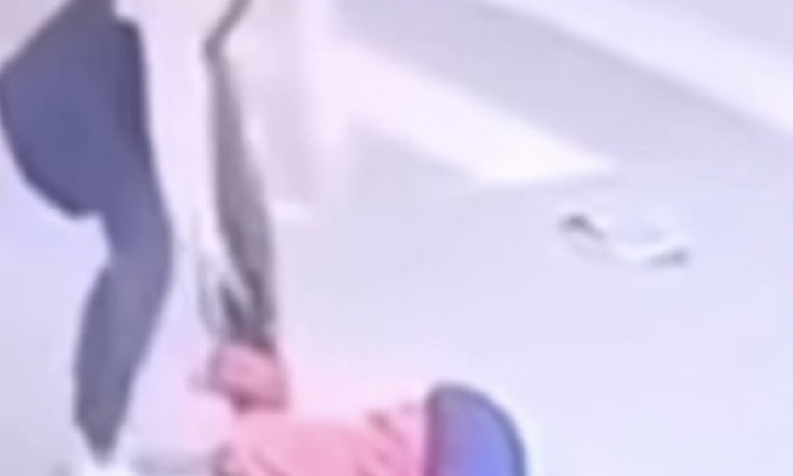 Truy tìm người lái xe máy tông người phụ nữ rồi thản nhiên bỏ chạy