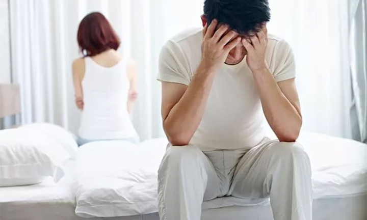 Chồng lấy cớ chăm con riêng để qua đêm nhiều lần với vợ cũ