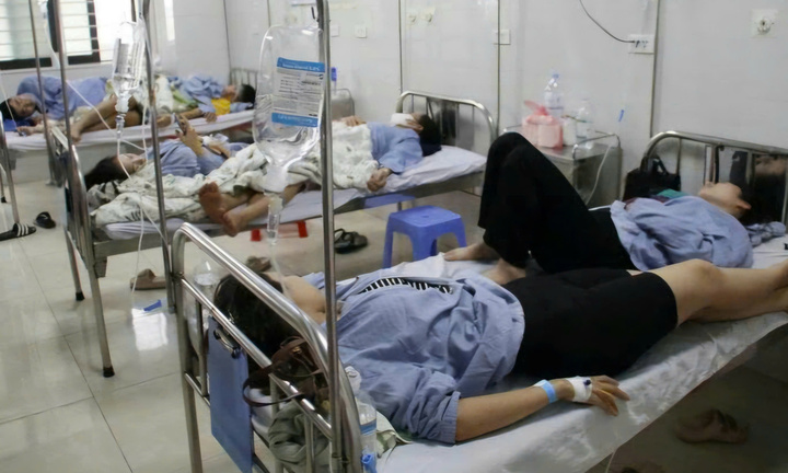 Làm 46 công nhân nhập viện, công ty cung cấp suất ăn bị phạt hơn 15 triệu đồng