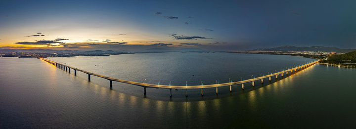 Ngắm cầu vượt biển tại Bình Định dài bậc nhất Việt Nam sau sửa chữa