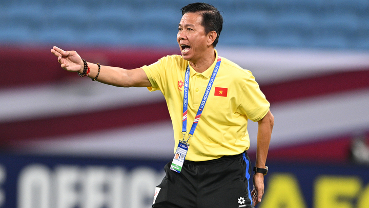 HLV Hoàng Anh Tuấn chia tay đội ông Park Hang Seo cố vấn